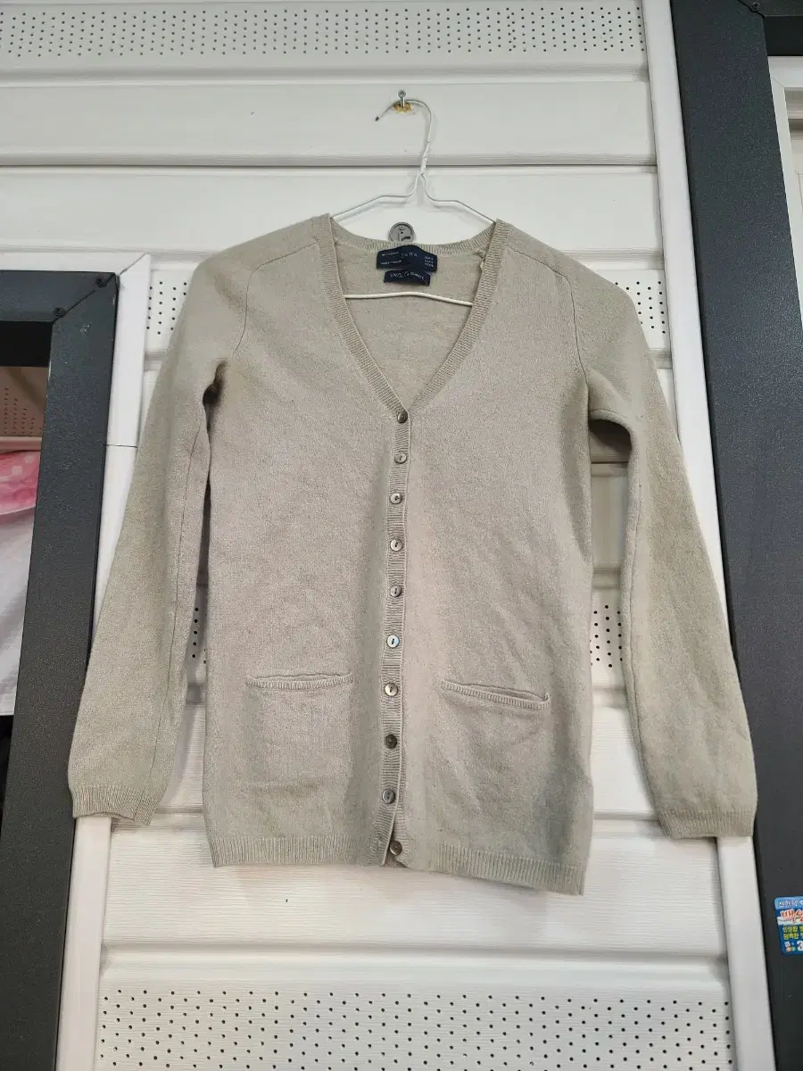 Zara Cashmere Cardigan44