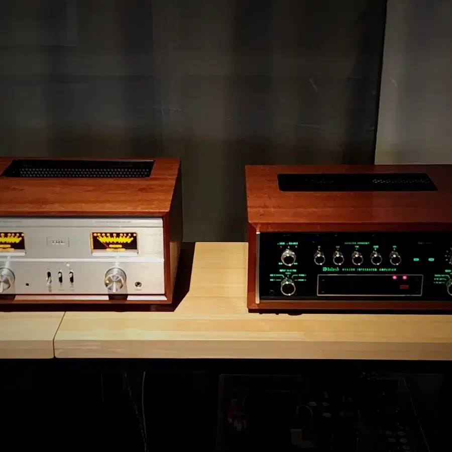 McIntosh 매킨토시 MA6200(GOLD)