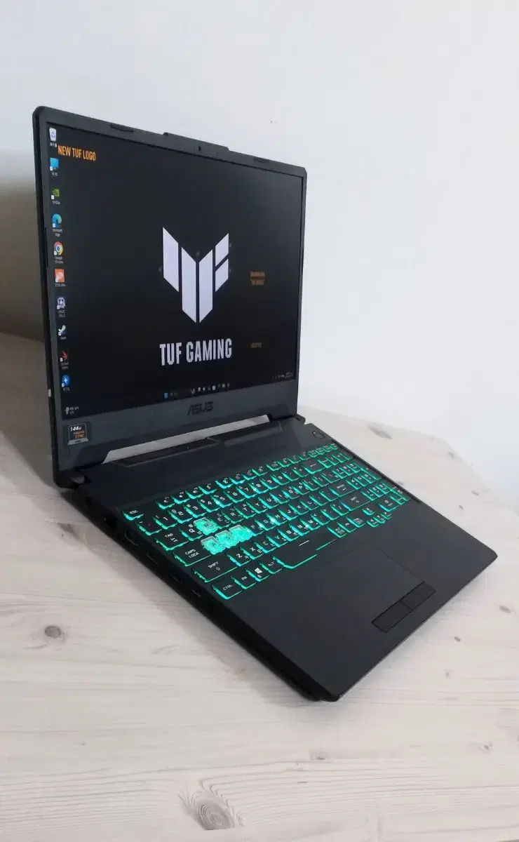 ASUS TUF Gaming Laptop / Ryzen 7 4800H / 144Hz