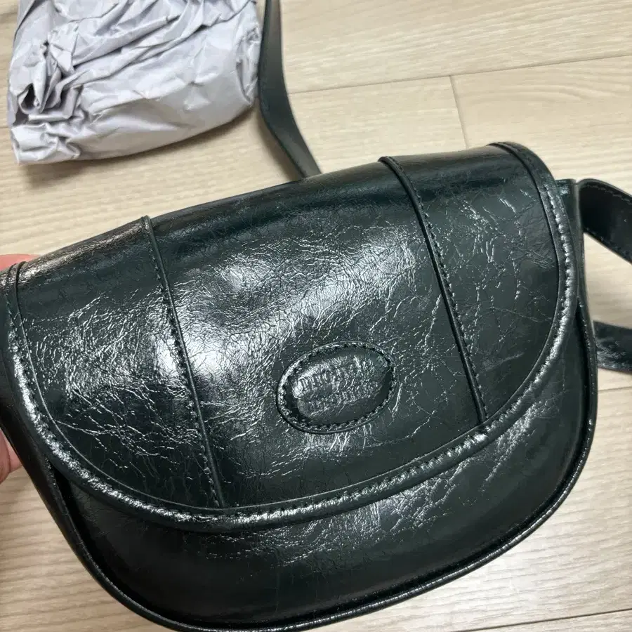 몽드몽드 Half Moon mini Bag (다크그린)