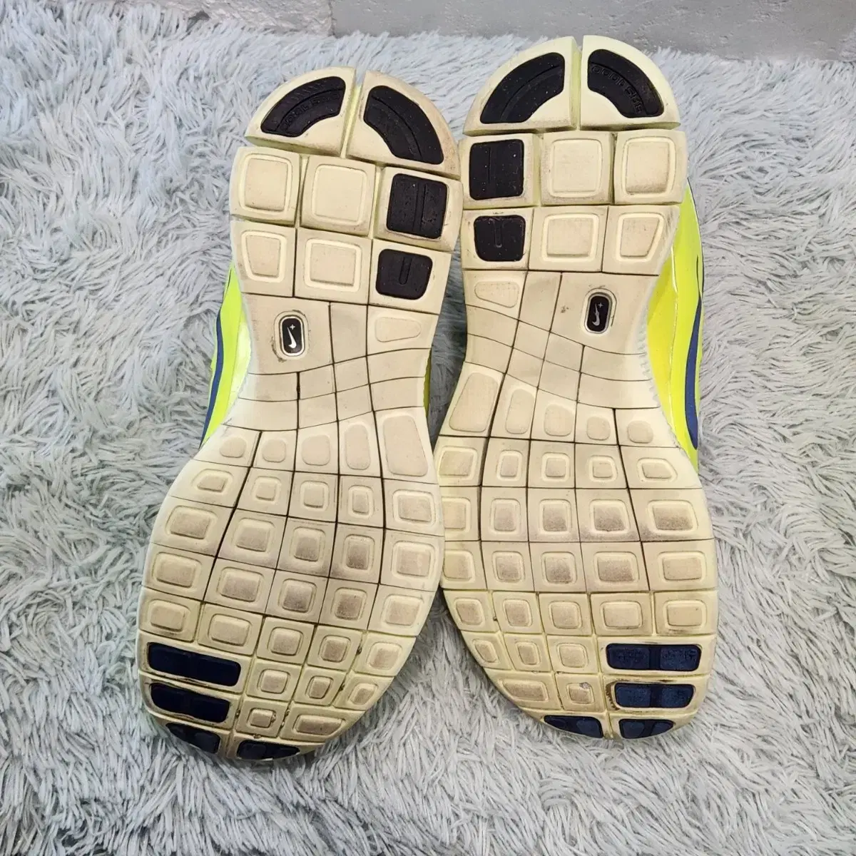 5-3:나이키Nike Free 5.0+ 형광(260)