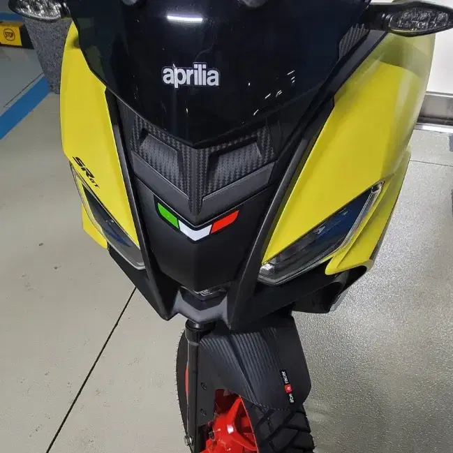 (부산) 24년식 ABS 아프릴리아 SR GT 125  srgt 스쿠터