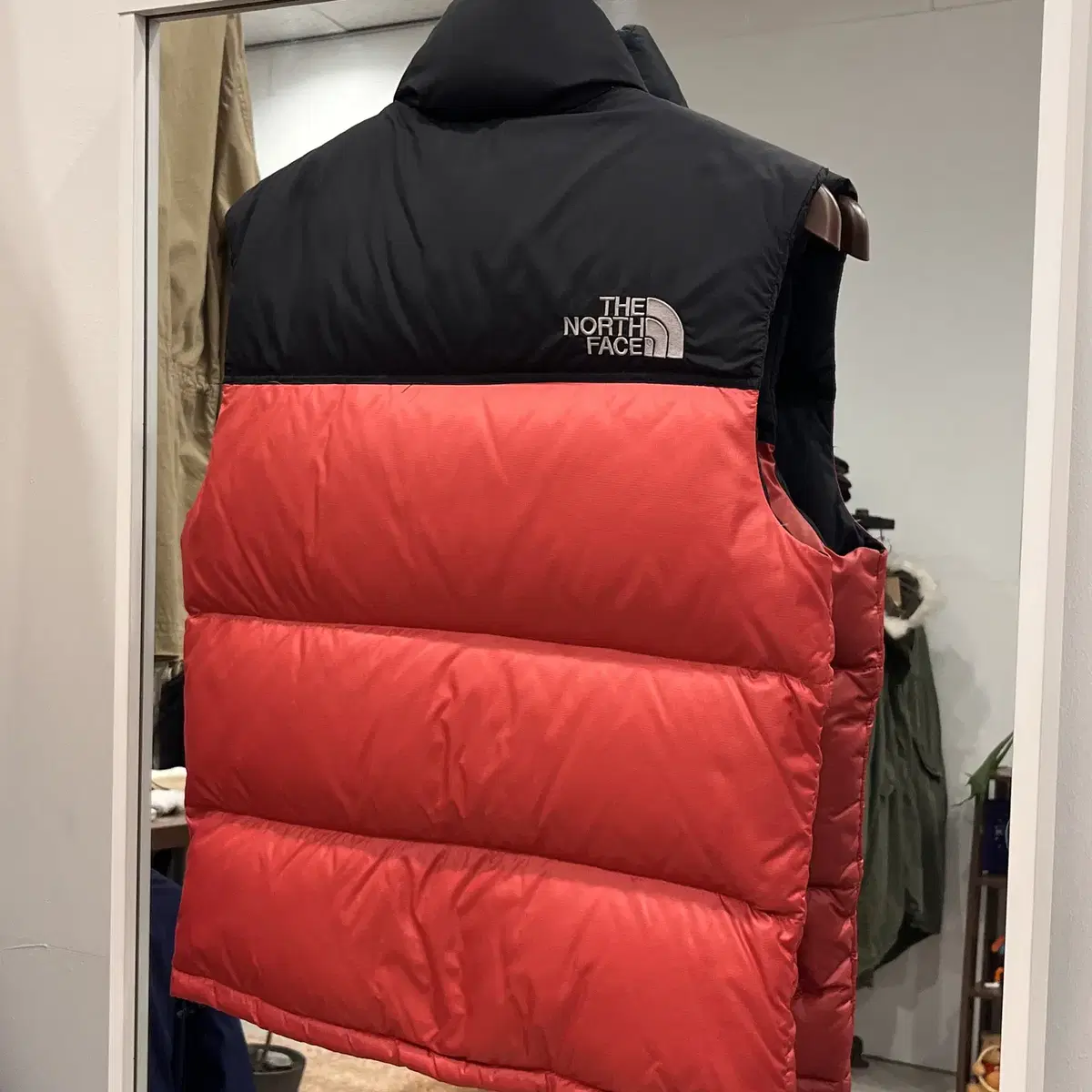 The North Face 노스페이스 눕시 700 구스다운 패딩 베스트