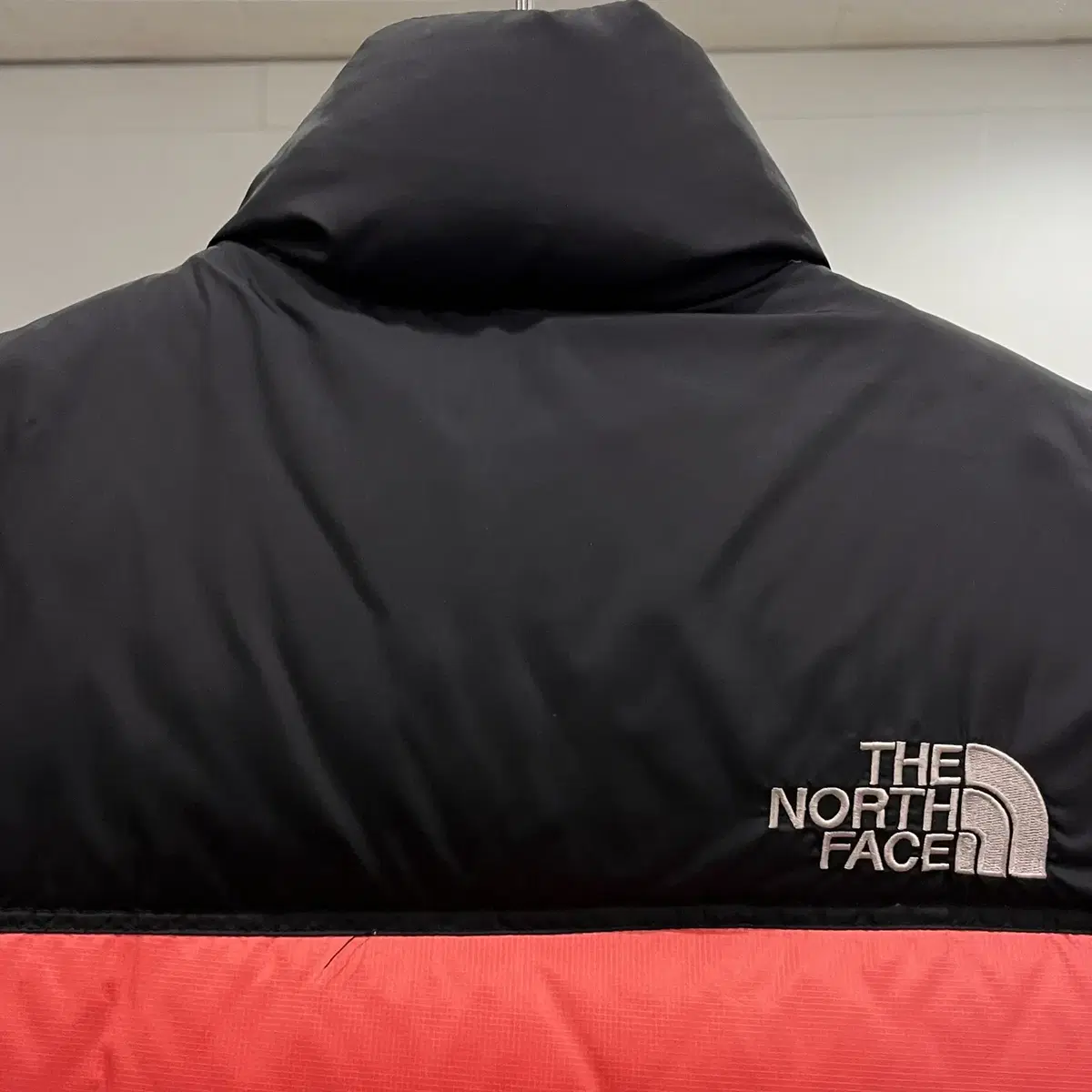 The North Face 노스페이스 눕시 700 구스다운 패딩 베스트