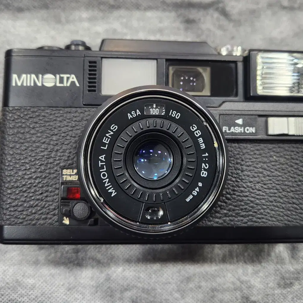 MINOLTA Himatic SD2