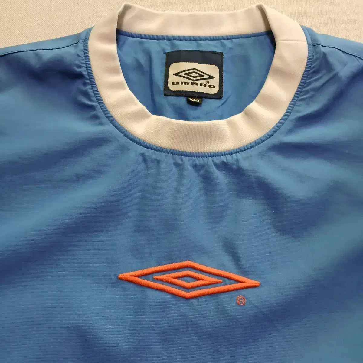 엄브로 umbro 웜업 오버핏 바람막이 자켓