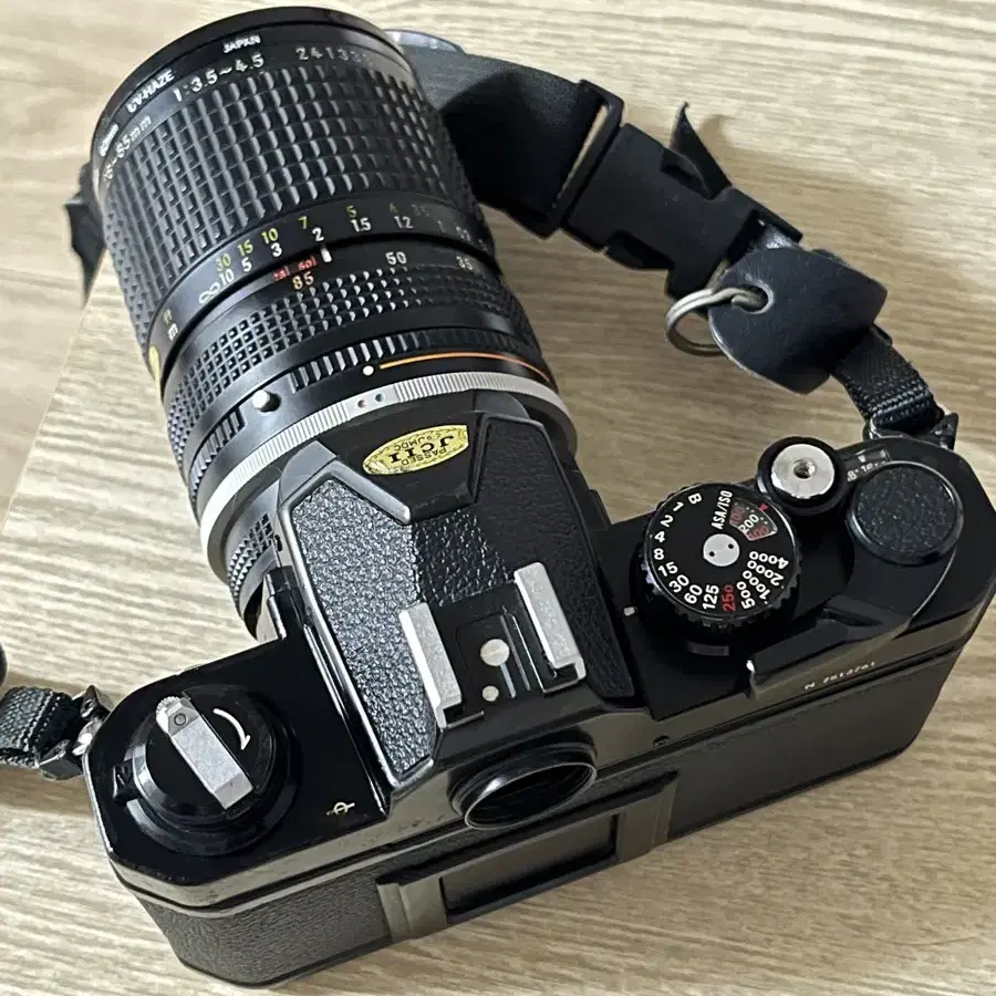 니콘 fm2 카메라 +가방+ 렌즈  Z00m-NIKKOR 62mm 2가