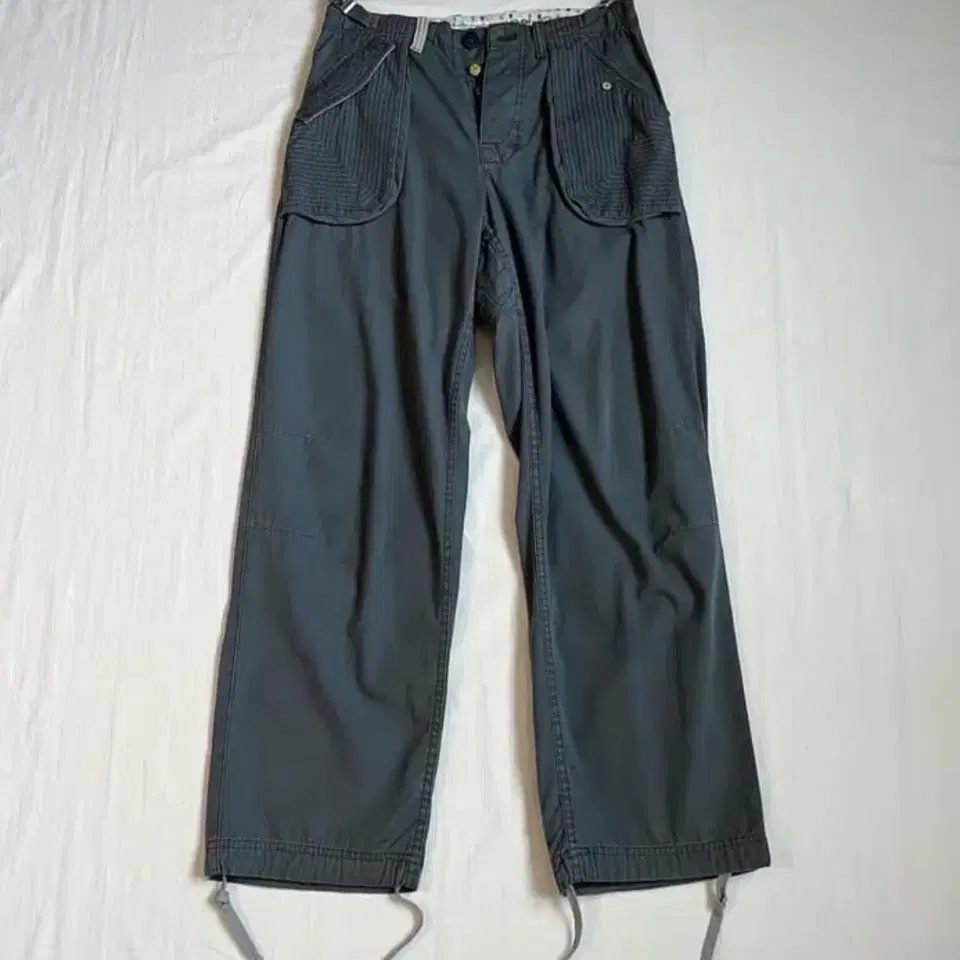 Trovata Cargo Pants Y2K Archive