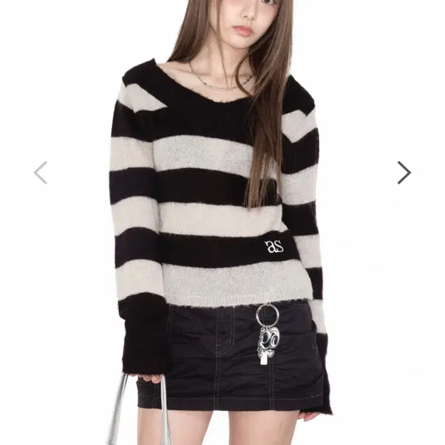 애즈온 pony stripe knit / black