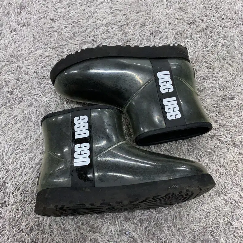 어그 UGG 블랙 부츠 털신발 260 G01358