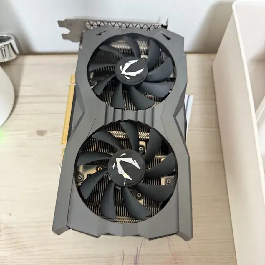 ZOTAC GAMING GTX1660 SUPER AMP D6 6GB