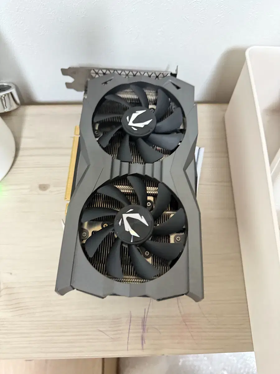 ZOTAC GAMING GTX1660 SUPER AMP D6 6GB