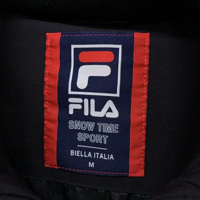 필라 FILA 블랙 덕다운 패딩 95 G01318