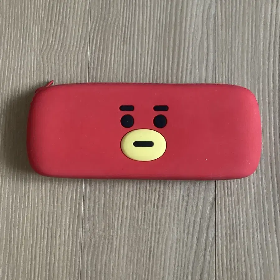 BT21 타타 필통 나눔