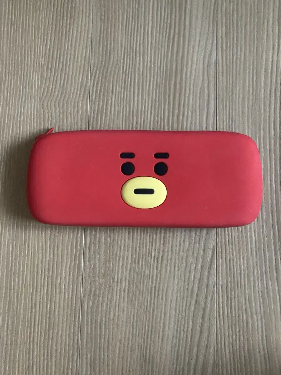 BT21 타타 필통 나눔