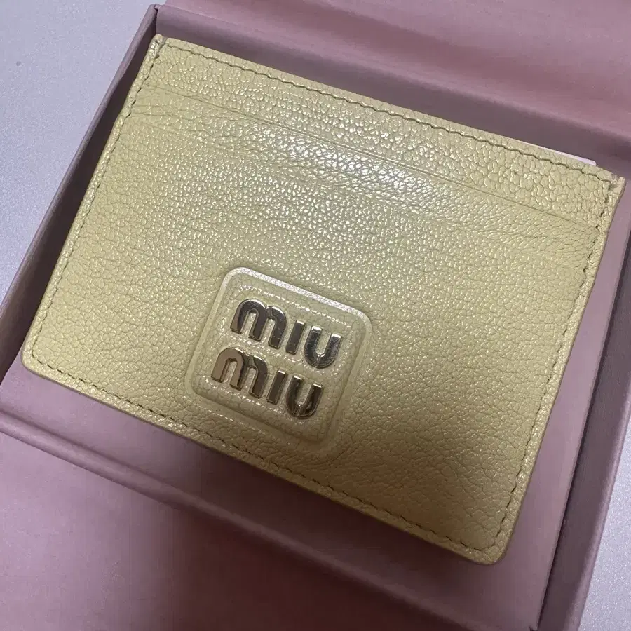 MIU MIU 미우미우 카드지갑