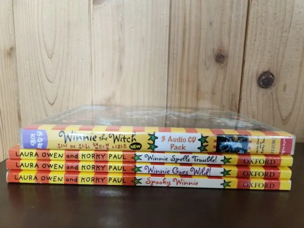 Winnie the Witch Set