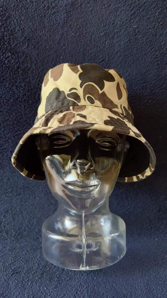 Beams reversible camo bucket hat