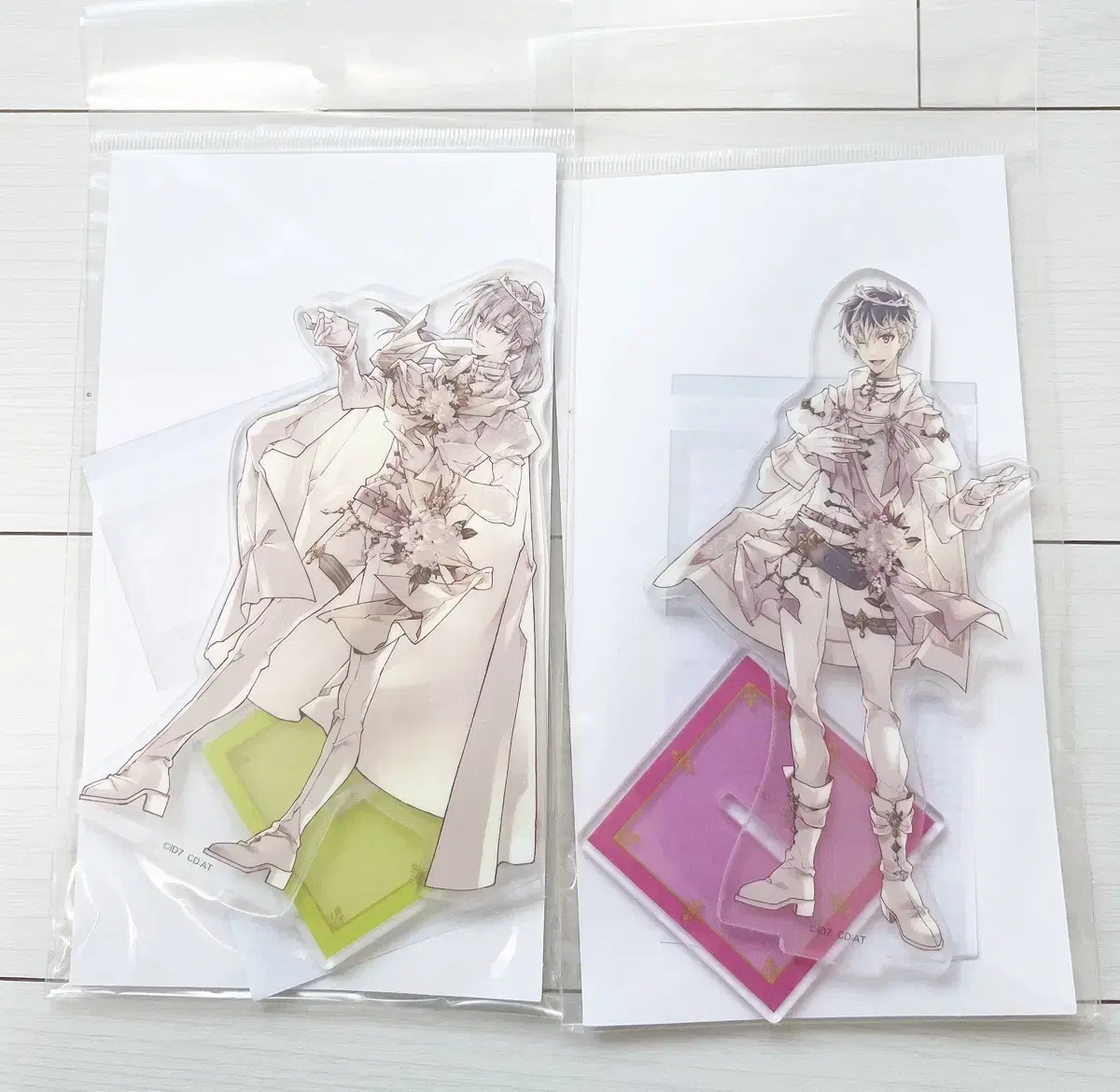 Ainana 8th Anniversary acrylic Rivaretset- momo Yuki