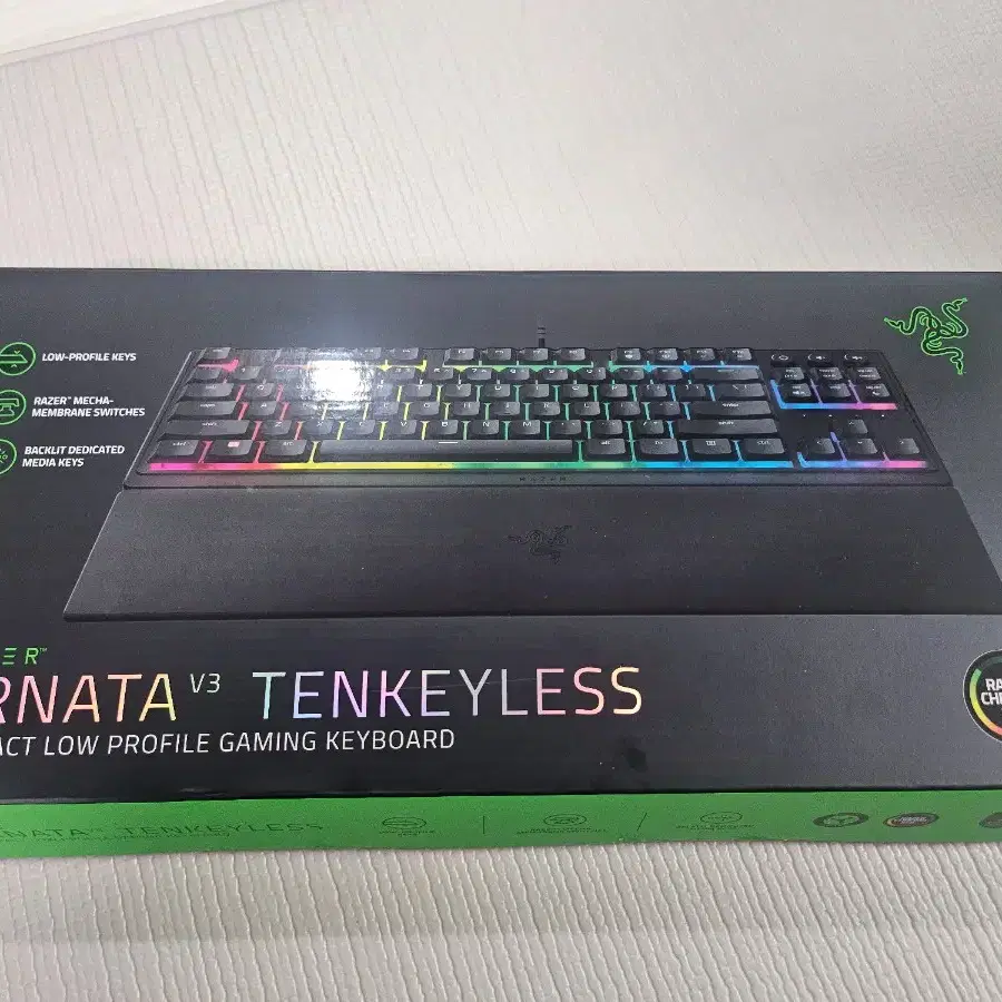 레이저 Ornata V3 TKL KR 유선 텐키리스 키보드