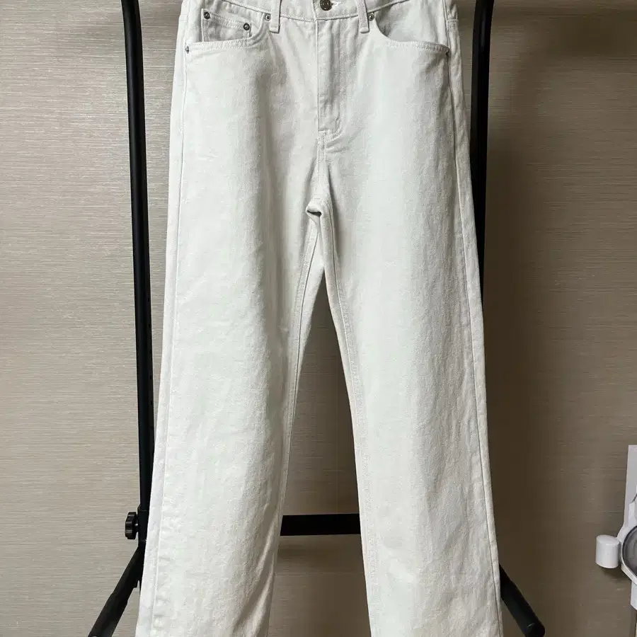 브랜디드 / 1785 LIGHT GREY JEANS / 28