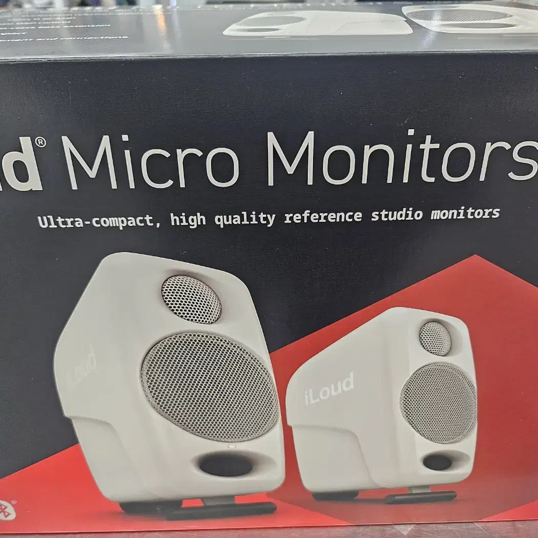 iloud micro monitors 화이트 에디션 미개봉 팝니다