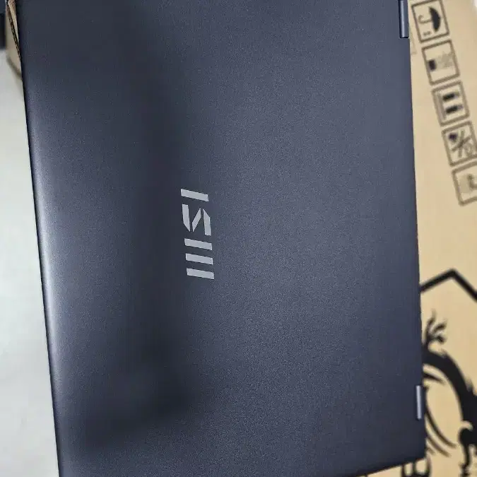 msi 프레스티지 16 B1VGG-U9 16인치 노트북 4070 울트라9