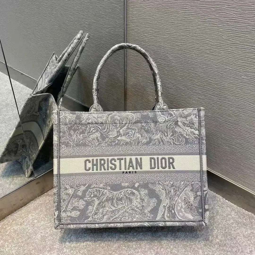 CHRISTIAN DIOR  쇼핑백 핸드백36*18*28cm