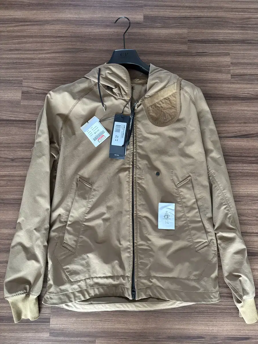 Cp Company Goggles Windbreaker New (last price Quick sale)