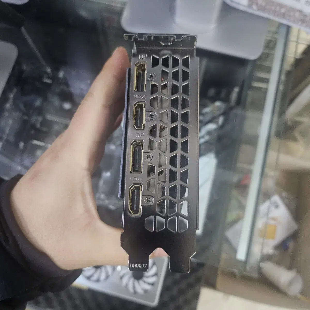 기가바이트 RTX 3060 12G 2장