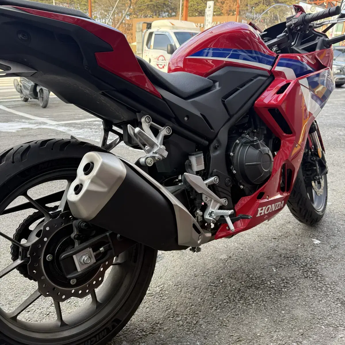 혼다 CBR500R 24년식 803키로 주행 판매합니다