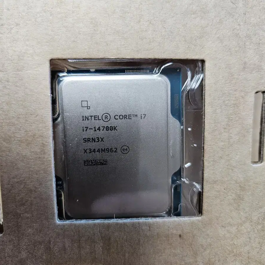 인텔 CPU i7-14700K