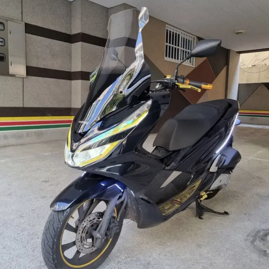 20년식 PCX125 팝니다