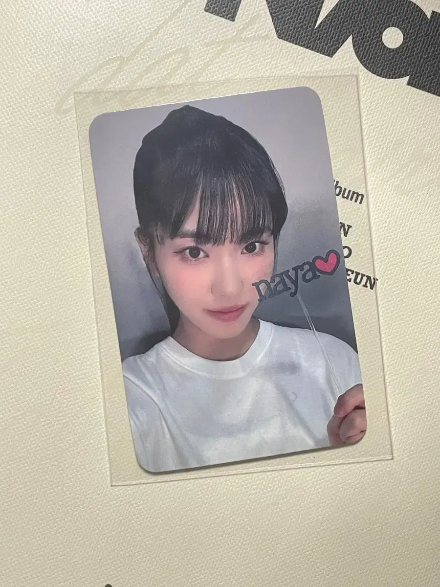 Izuna Coco Early Bird Naya Membership pre-order benefit unreleased photocard photocard Photo Card