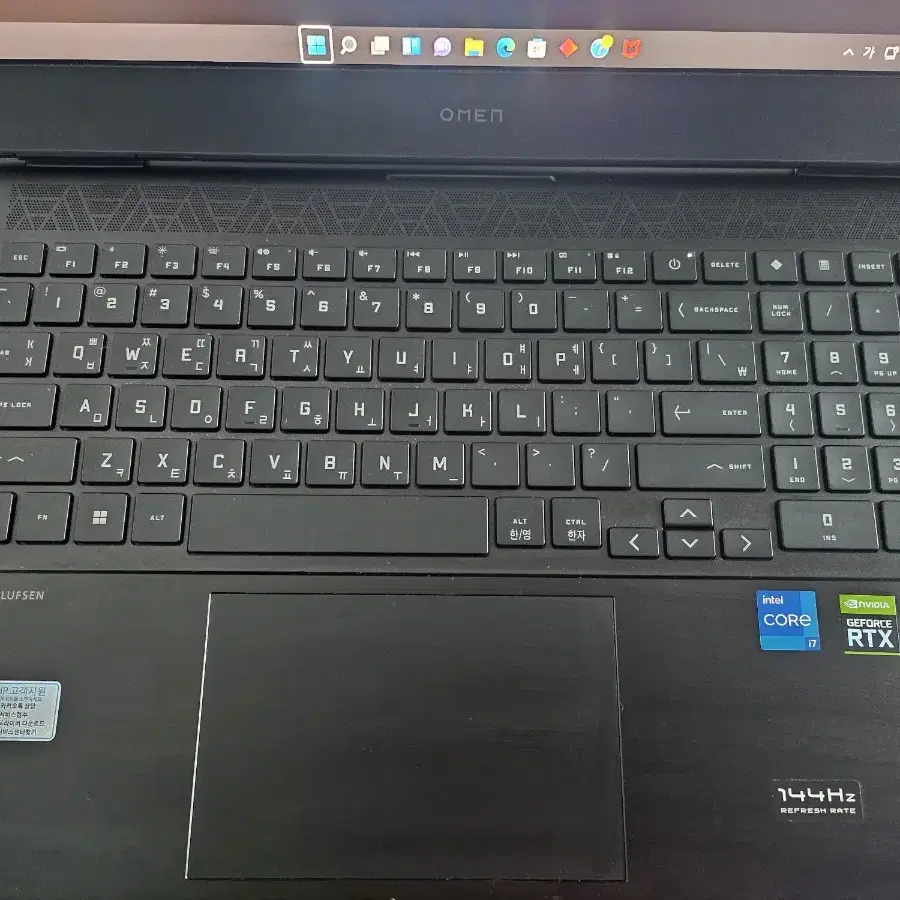 HP OMEN 16-b1031TX 게이밍노트북