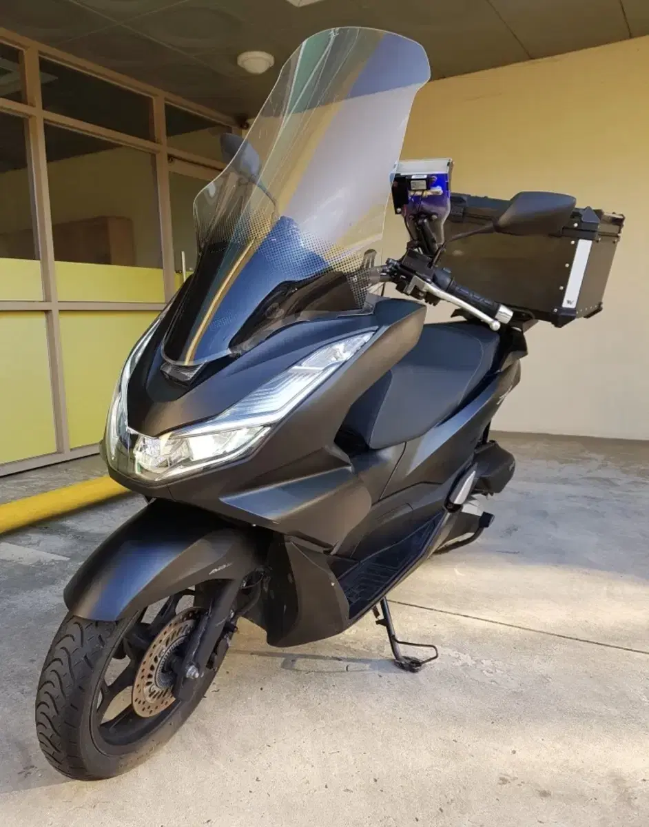 22년식 PCX125 판매합니다