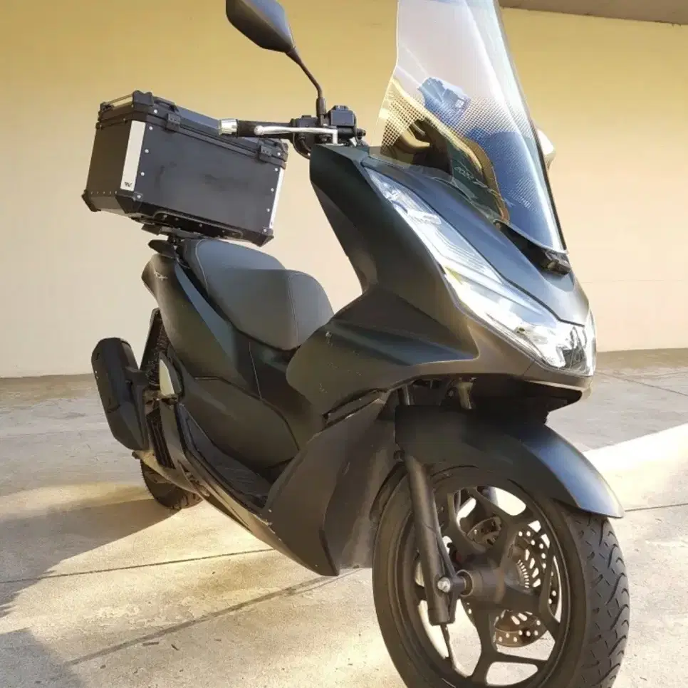 22년식 PCX125 판매합니다