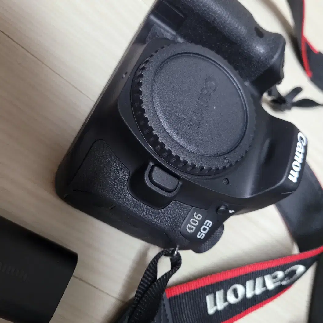 A급 캐논 중급용 DSLR 카메라 EOS 90D 바디 세트 (렌즈 미포함