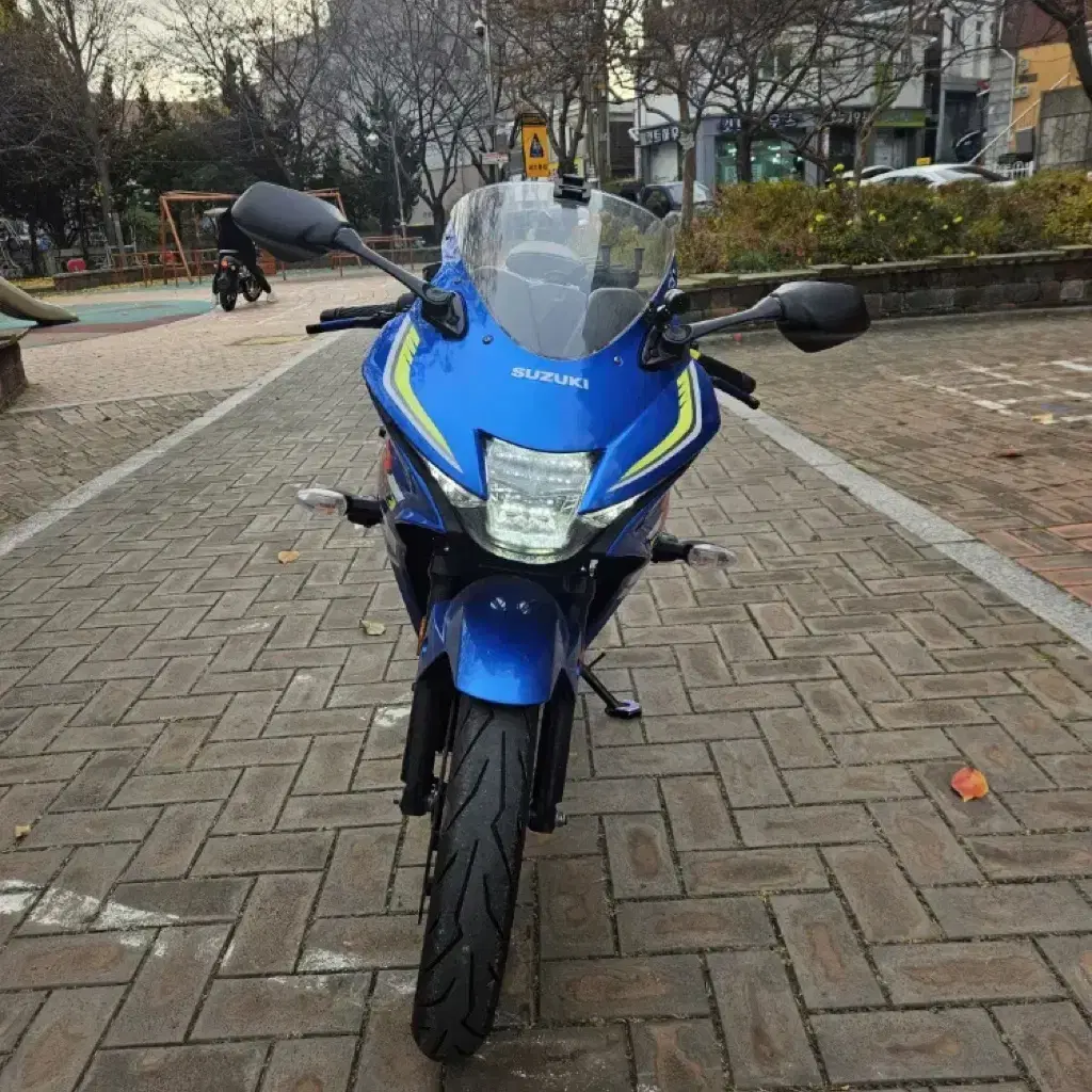 Gsxr125 2019년식 판매합니다