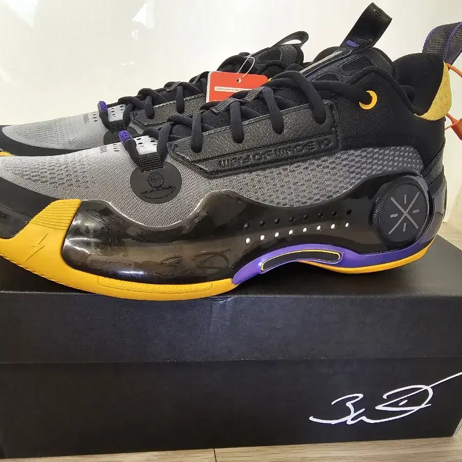 [리닝] wow10 레이커스 농구화 Li ning way of wade