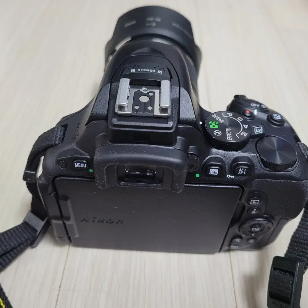 A급 니콘 DSLR 카메라 D5500 과 18-55 렌즈 세트