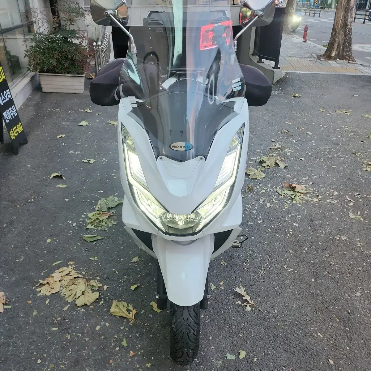 Pcx21년식(ABS) 모델팝니다 개인