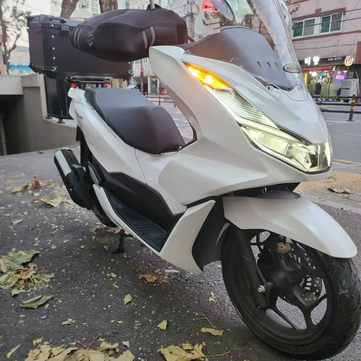 Pcx21년식(ABS) 모델팝니다 개인