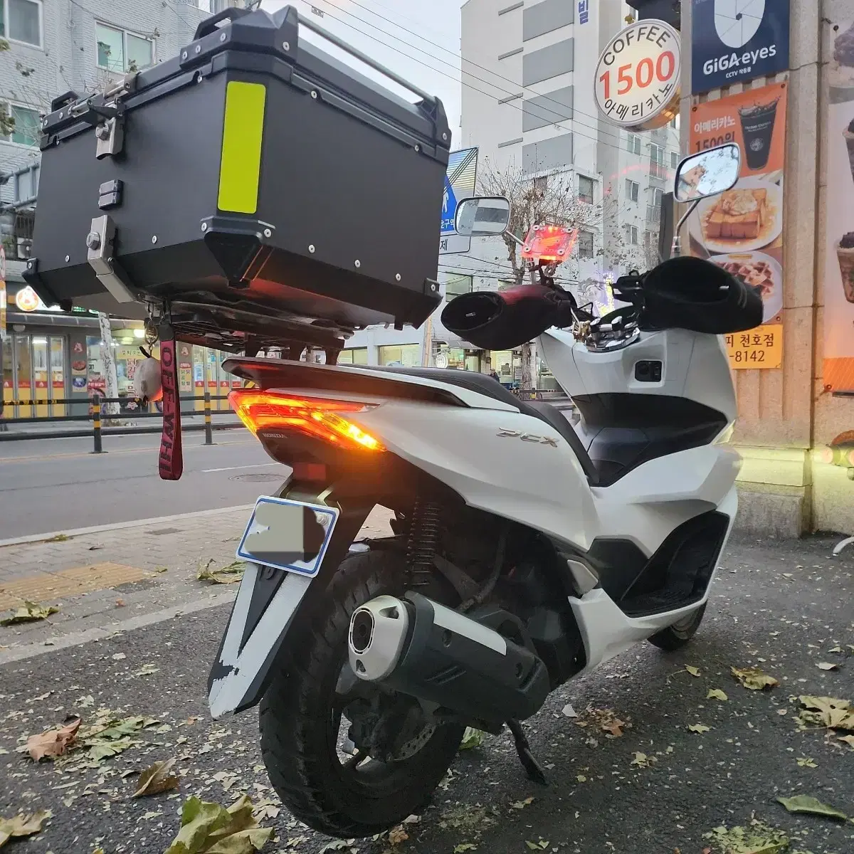 Pcx21년식(ABS) 모델팝니다 개인