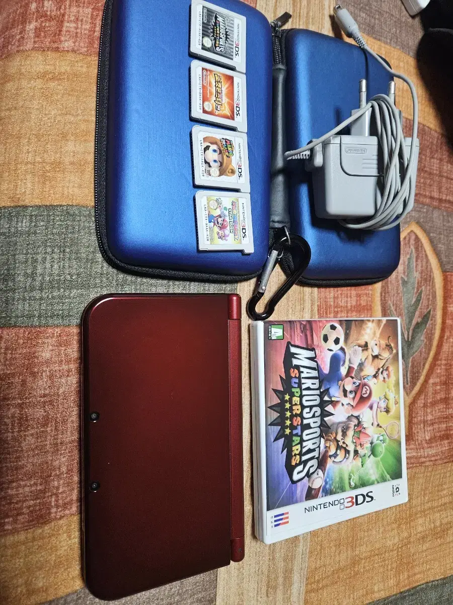 뉴닌텐도 3ds xl + 칩4개 보관함