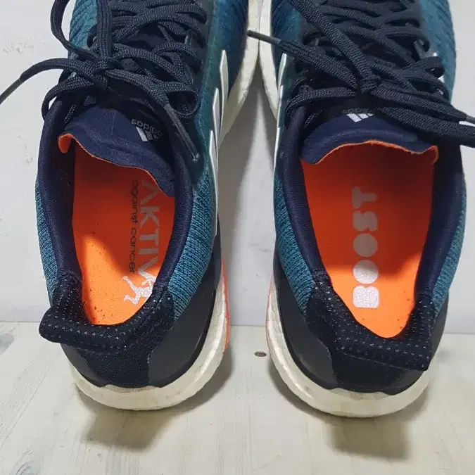 택포 270~275 S급 정품 ADIDAS BOOST 부스트 경량 쿠션화