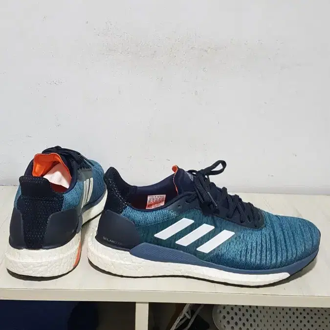 택포 270~275 S급 정품 ADIDAS BOOST 부스트 경량 쿠션화