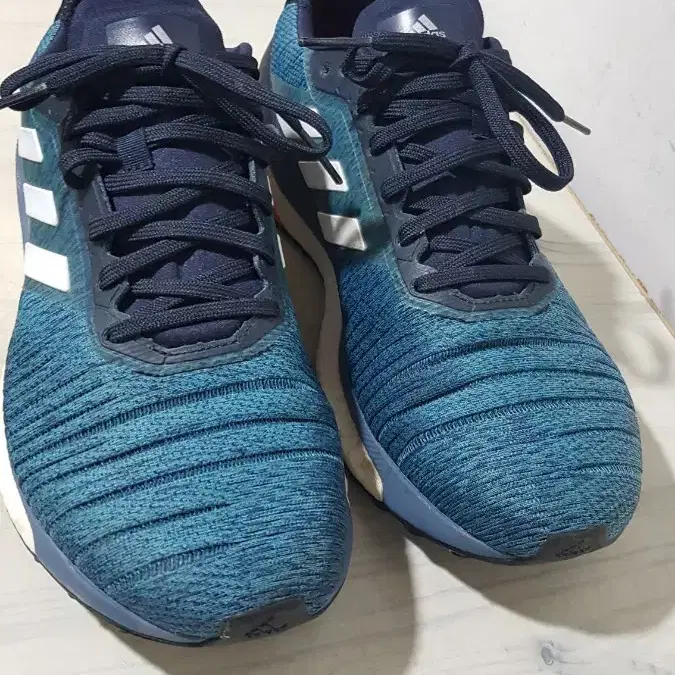 택포 270~275 S급 정품 ADIDAS BOOST 부스트 경량 쿠션화