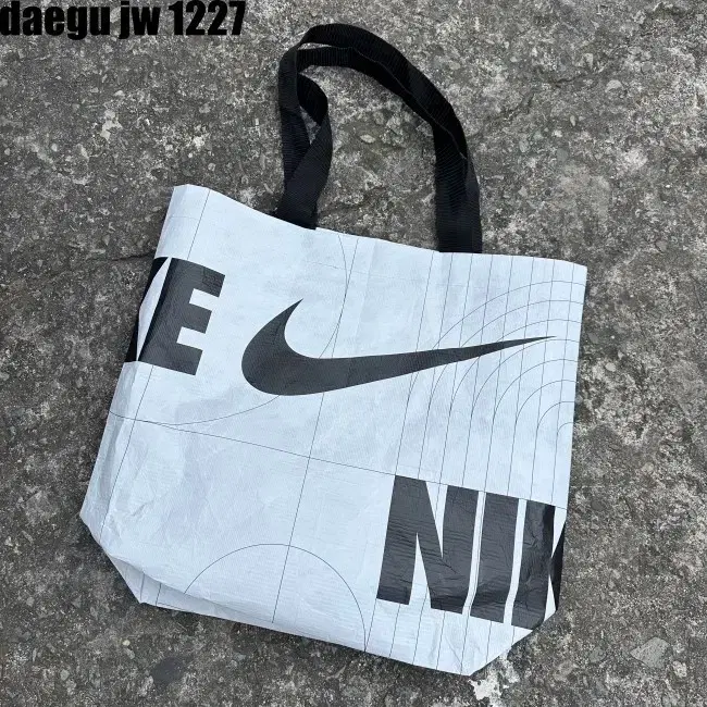 NIKE BAG 나이키 토트백 가방