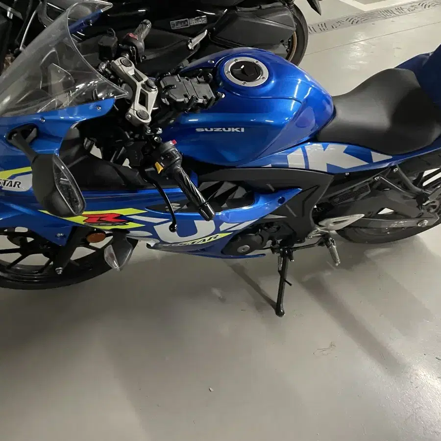 스즈키 gsx-r125